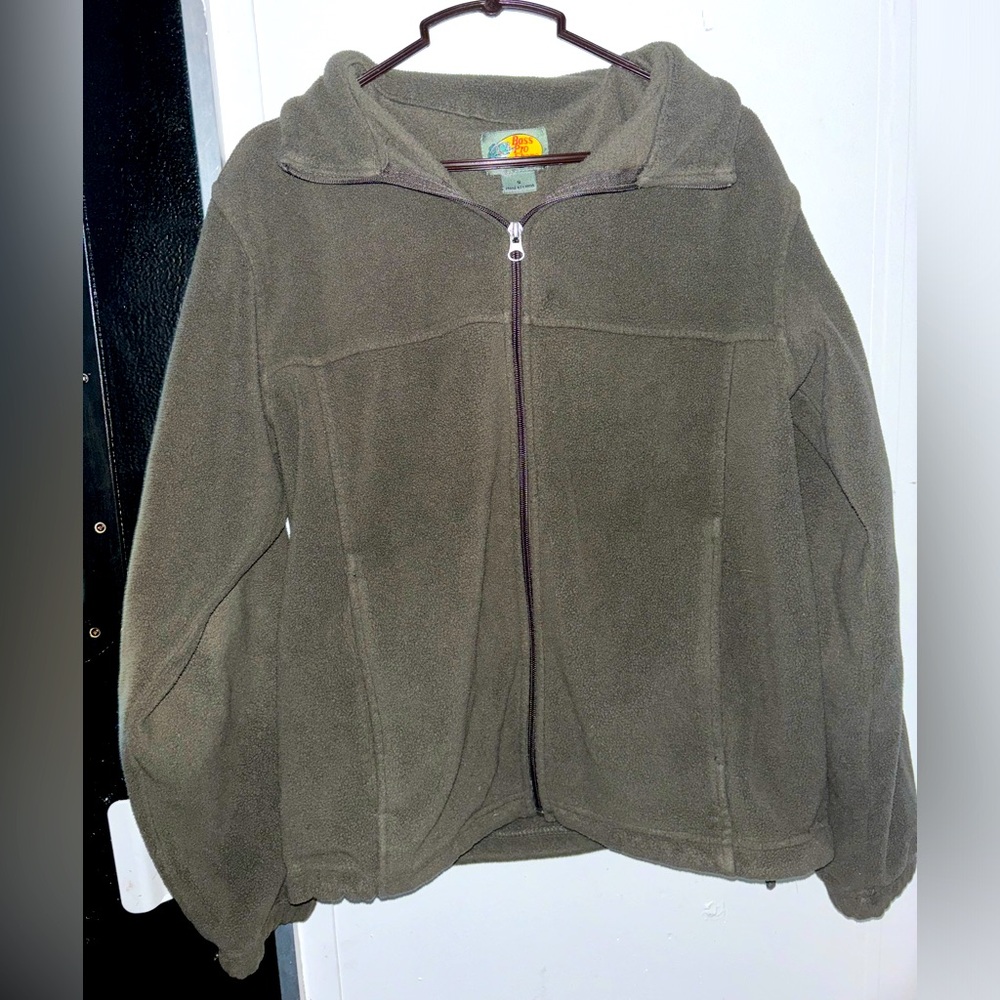 men’s fleece bass pro jacket size S